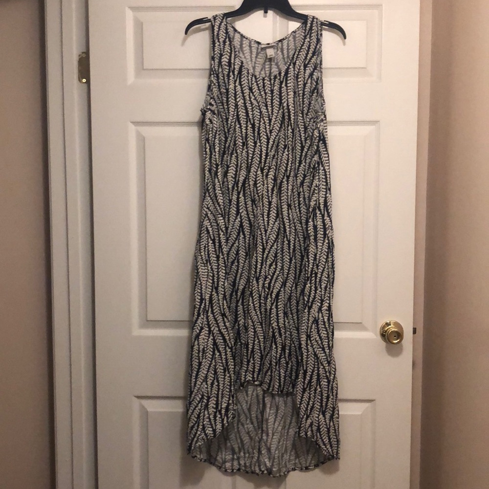 Ava and Viv dress